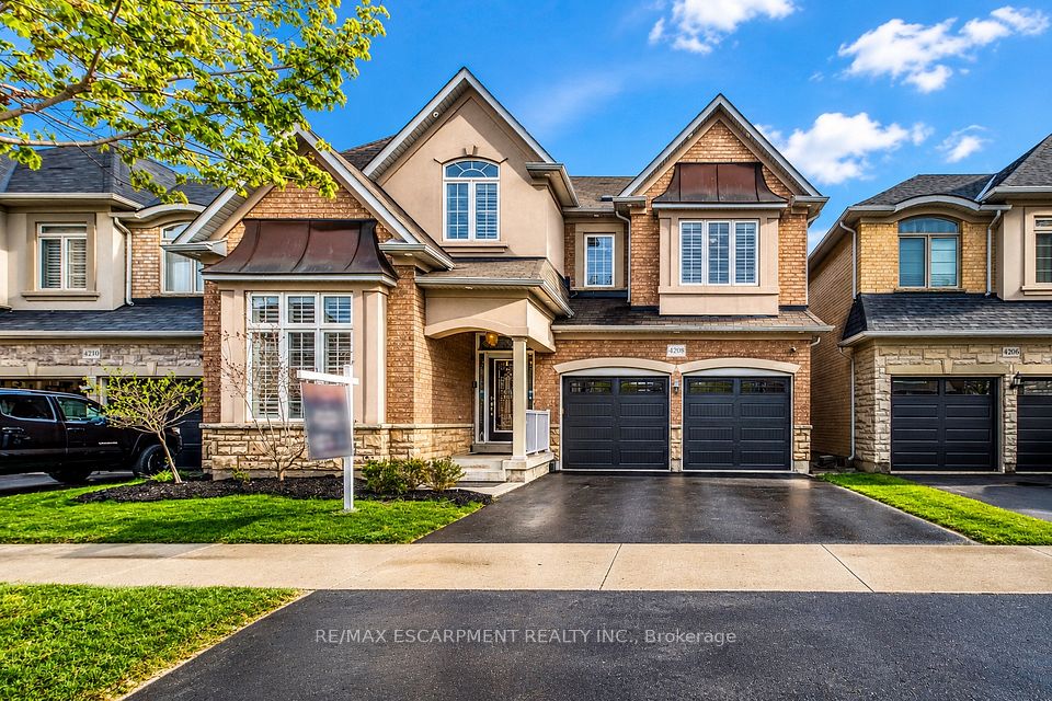 Detached at 4208 Fuller Crescent, Burlington, ON L7M 0M5, Burlington