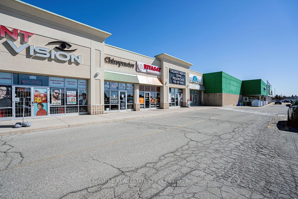 478 Dundas Street W 7, Oakville, ON L6H 6Y3