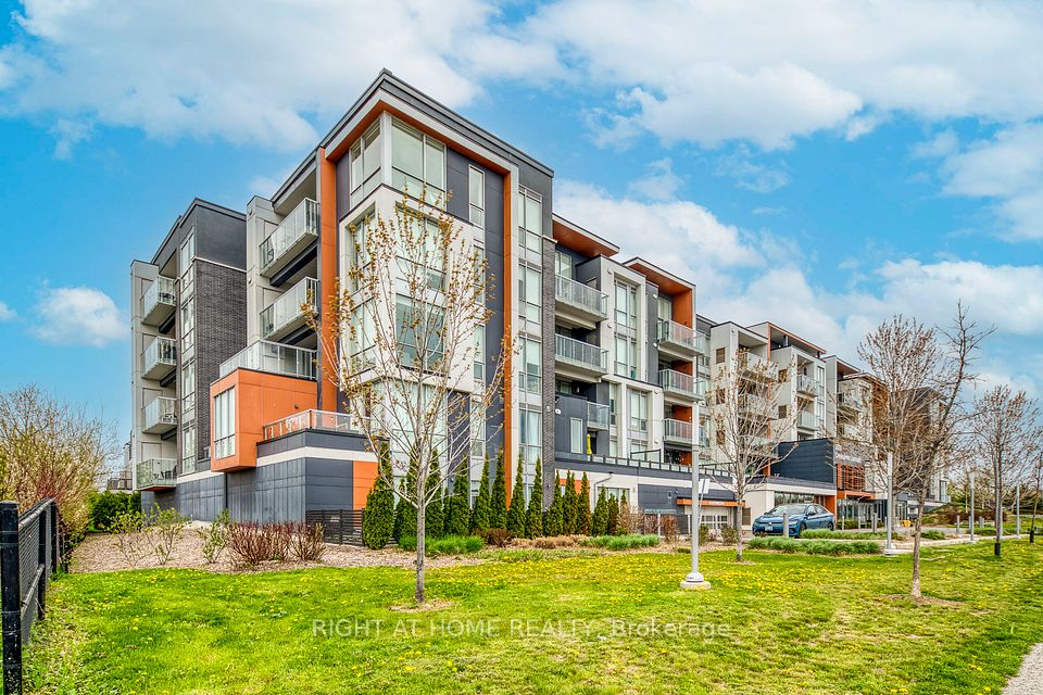 Condo Apartment at 3028 Creekshore Common 215, Oakville, ON L6M 5K6, Oakville