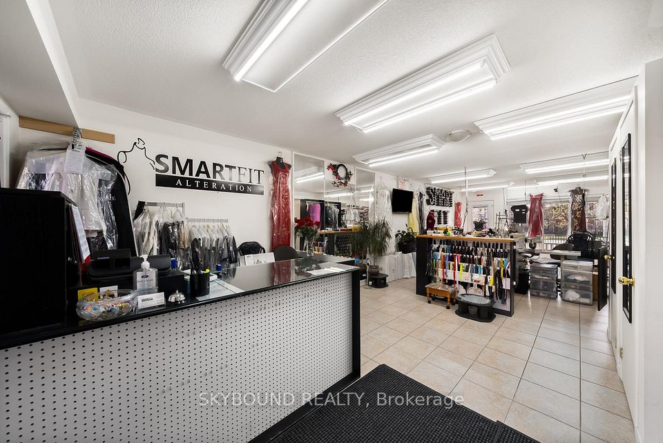 3375 Thomas Street, Mississauga, ON L5M 0P7