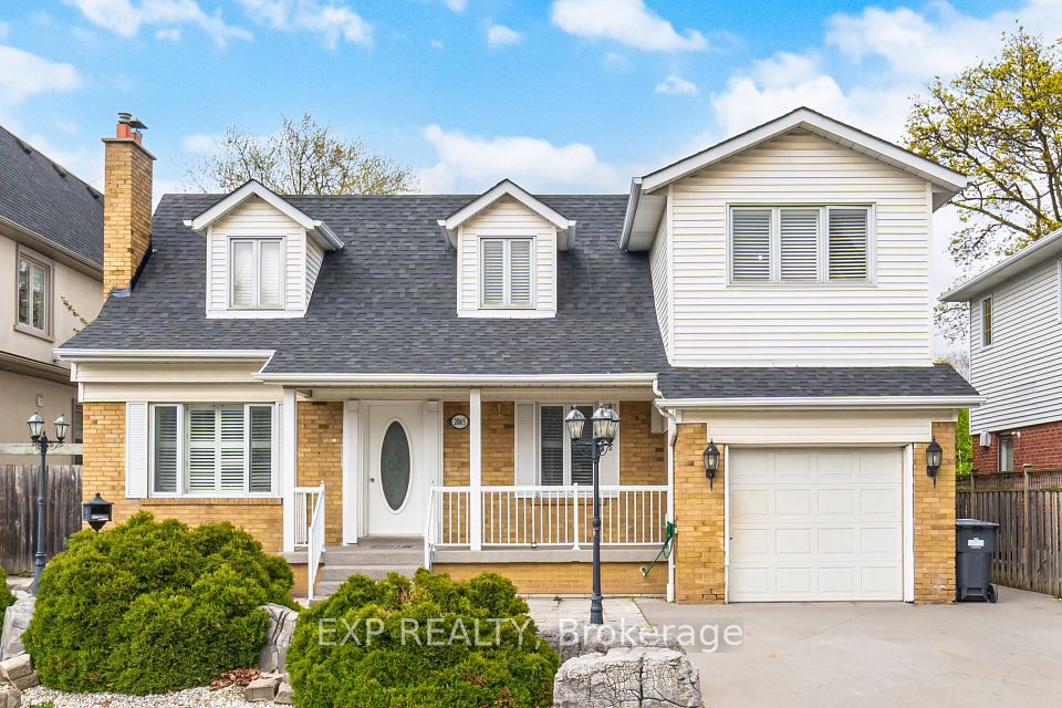 Detached at 2065 Westfield Drive, Mississauga, ON L4Y 1P2, Mississauga