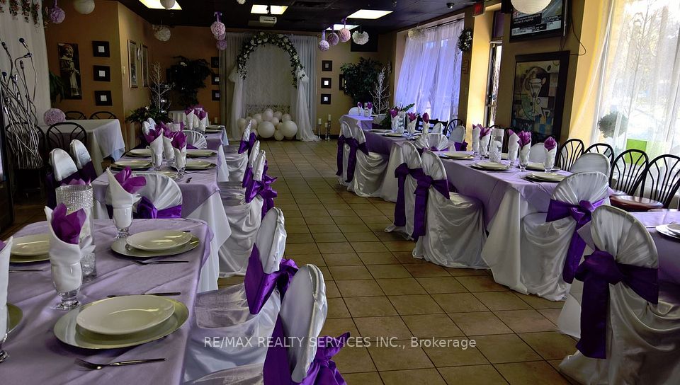 1076 Cardiff Boulevard 2&3B, Mississauga, ON L5S 1M4