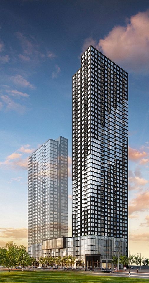 Condo Apartment at 395 Square One Drive 4702, Mississauga, ON L5B 0P6, Mississauga