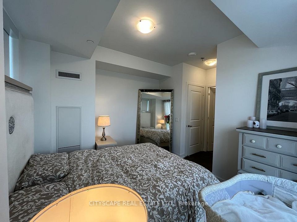 Condo Apartment at 4675 Metcalfe Avenue 309A, Mississauga, ON L5M 0Z8, Mississauga