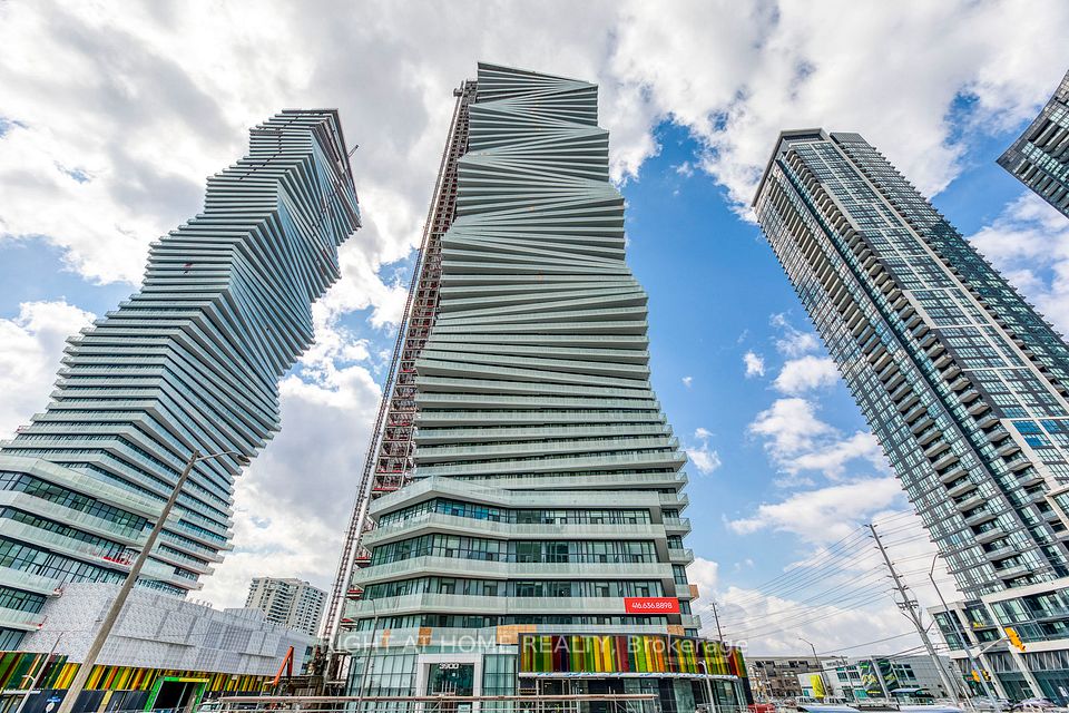 Condo Apartment at 3900 Confederation Parkway 2613, Mississauga, ON L5B 0M3, Mississauga