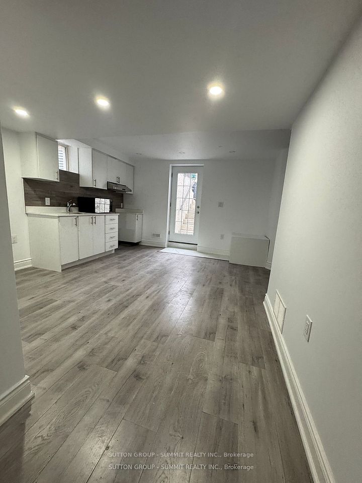 Lower Level at 674 Thompson Road S Lower, Milton, ON L9T 0C7, Milton