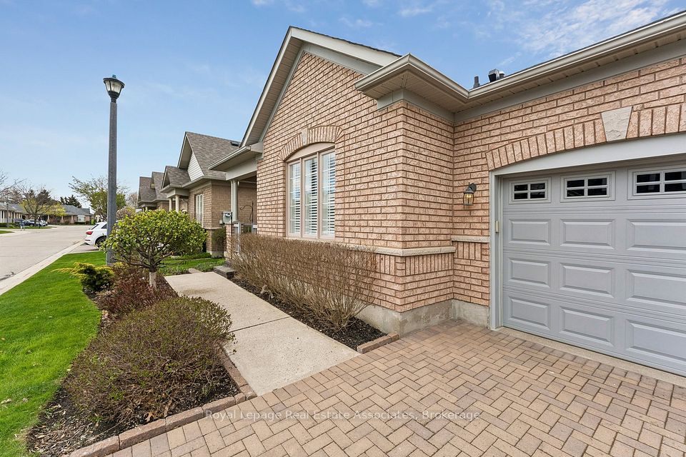 Semi-Detached Condo at 9 Falconwood Place, Brampton, ON L6R 3J3, Brampton