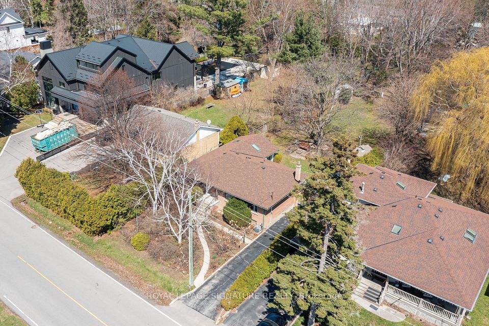 411 Maplehurst Avenue, Oakville, ON L6L 4Y3 at 411 Maplehurst Avenue, Oakville, ON L6L 4Y3, Oakville, ON, L6L 4Y3