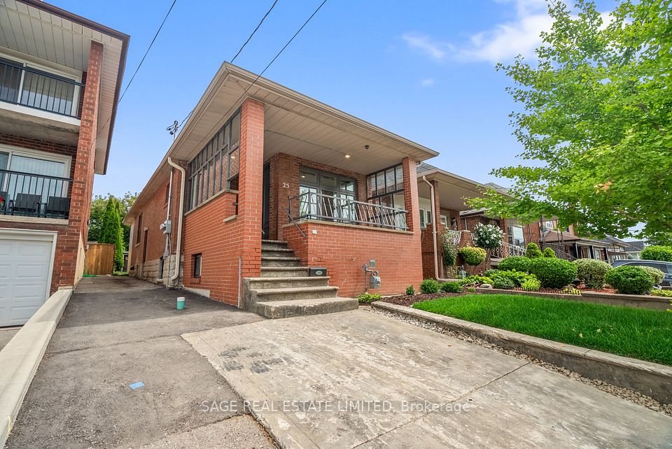 25 Chamberlain Avenue, Toronto, ON M6E 4J7 at 25 Chamberlain Avenue, Toronto, ON M6E 4J7, Toronto W04, ON, M6E 4J7