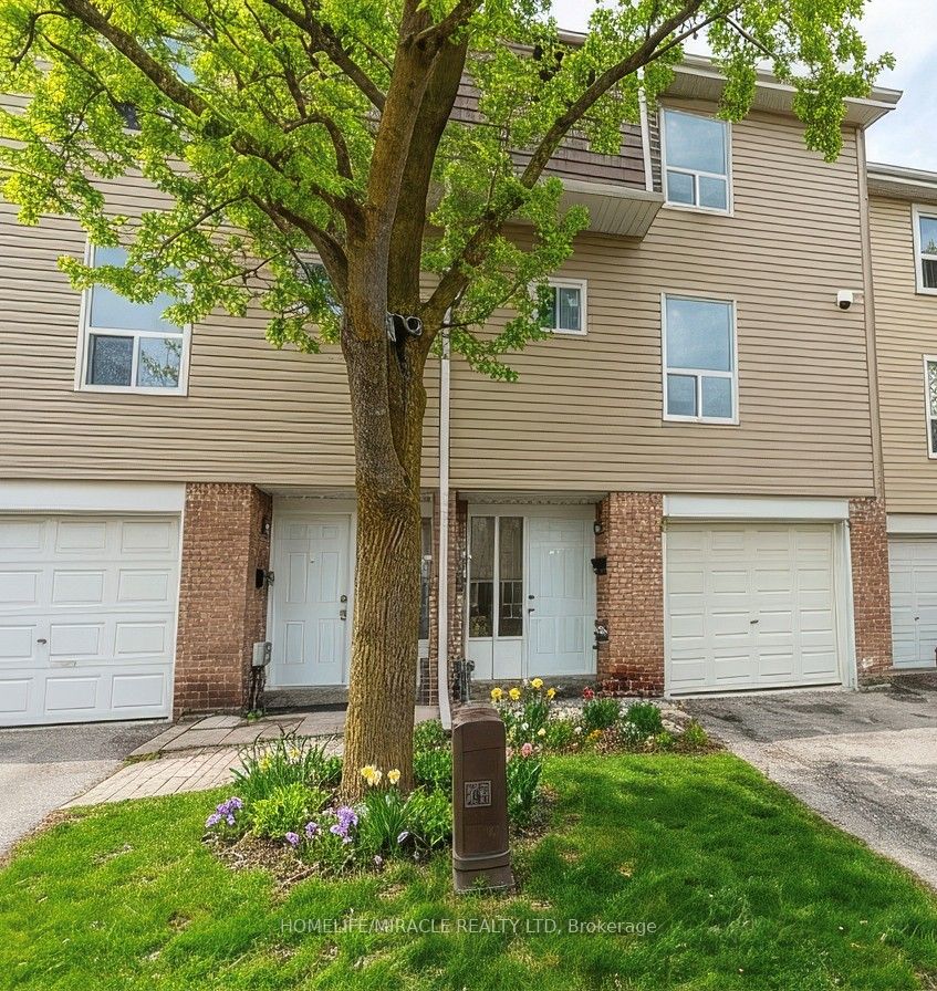 40 Ellis Drive, Brampton, ON L6T 4C4 at 40 Ellis Drive, Brampton, ON L6T 4C4, Brampton, ON, L6T 4C4