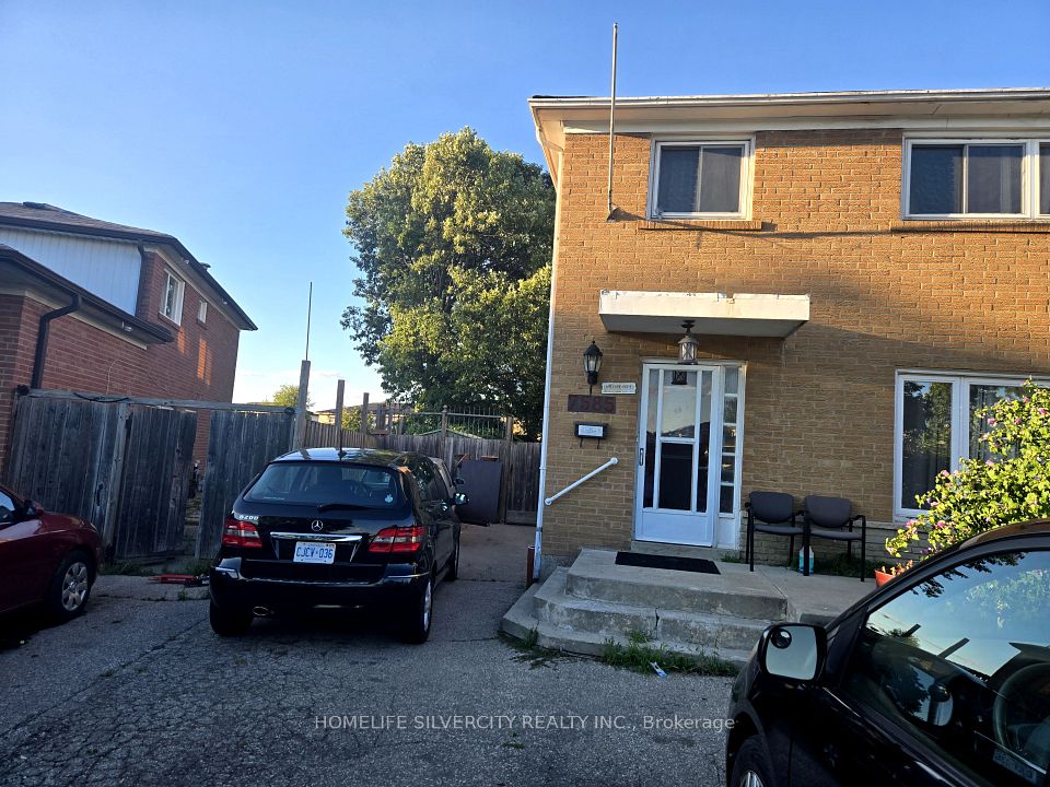 7585 Wrenwood Crescent, Mississauga, ON L4T 2V8 at 7585 Wrenwood Crescent, Mississauga, ON L4T 2V8, Mississauga, ON, L4T 2V8