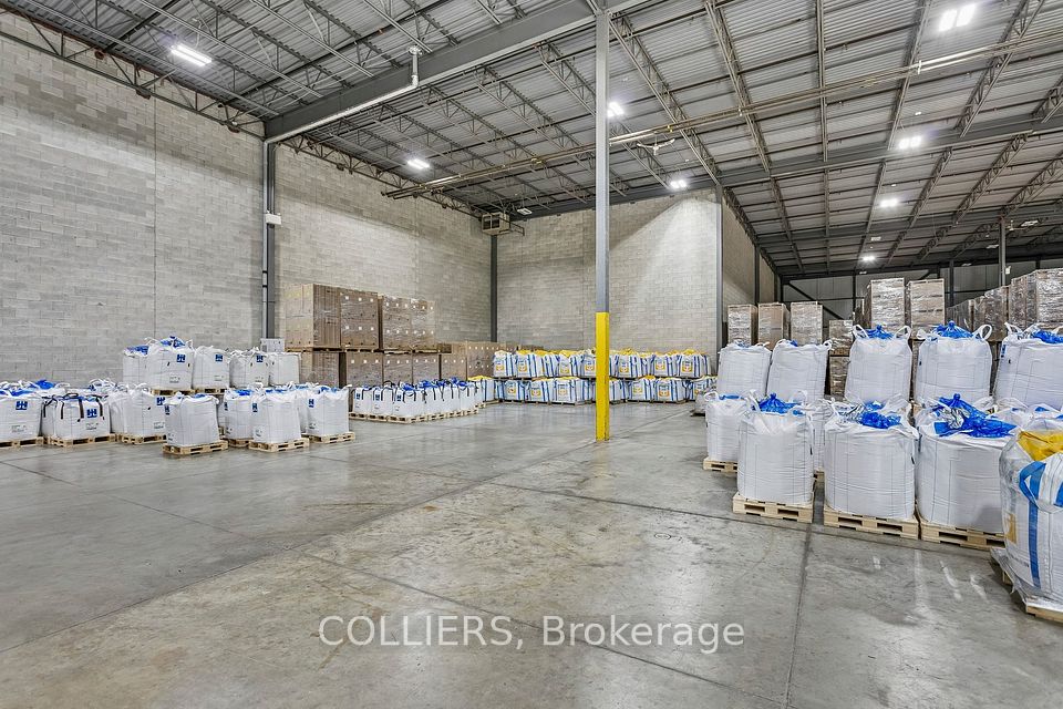 2495 Stanfield Road 2, Mississauga, ON L4Y 1R6