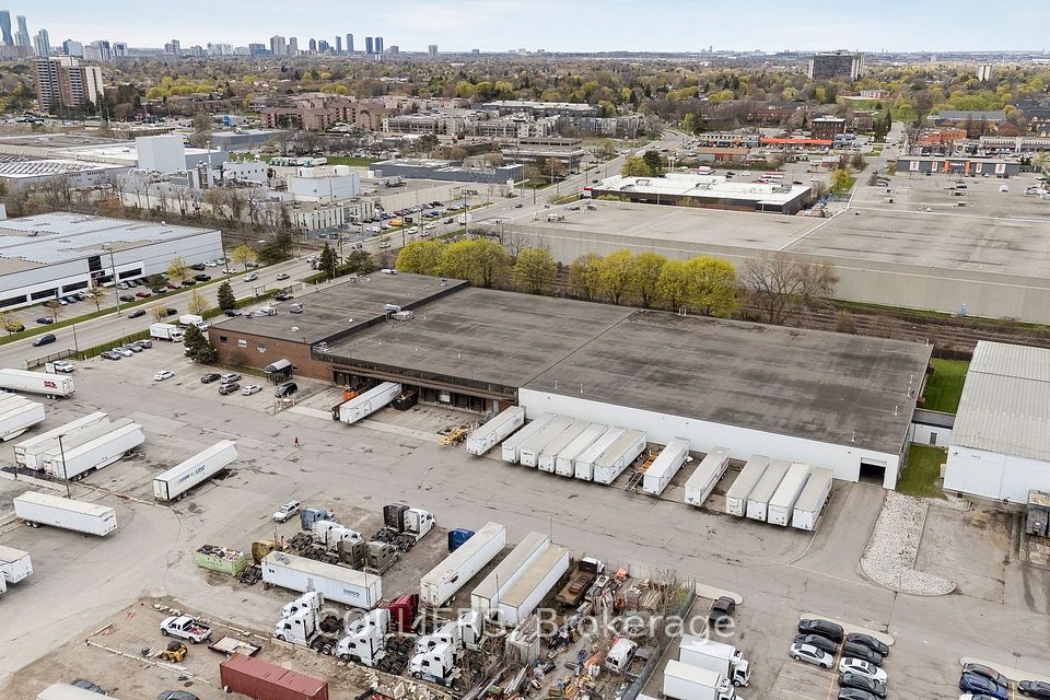 2501 Stanfield Road Opt. 3, Mississauga, ON L4Y 1R6