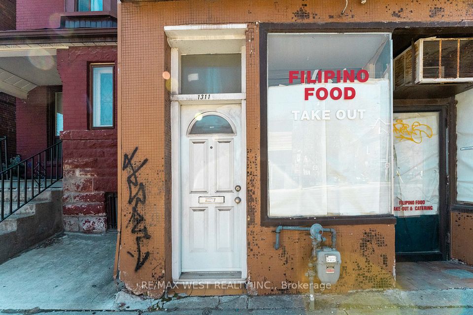 1311 King Street W, Toronto W01, ON M6K 1G9
