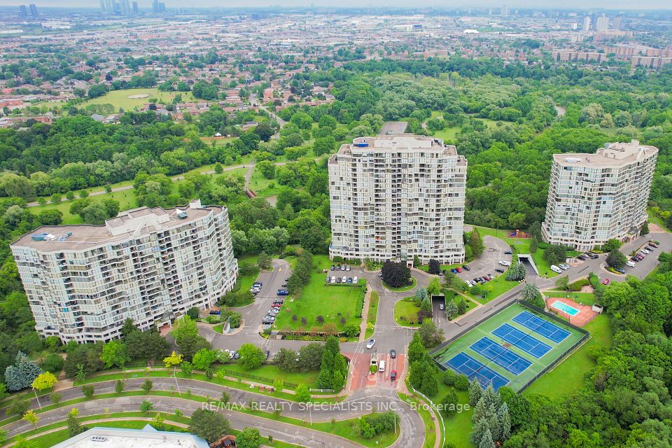 1 Rowntree Road 611, Toronto, ON M9V 5G7 at 1 Rowntree Road 611, Toronto, ON M9V 5G7, Toronto W10, ON, M9V 5G7