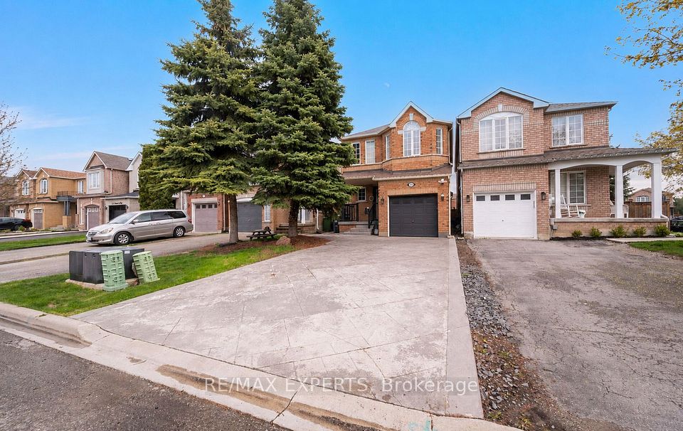 118 Senator Way, Caledon, ON L7E 2T2 at 118 Senator Way, Caledon, ON L7E 2T2, Caledon, ON, L7E 2T2