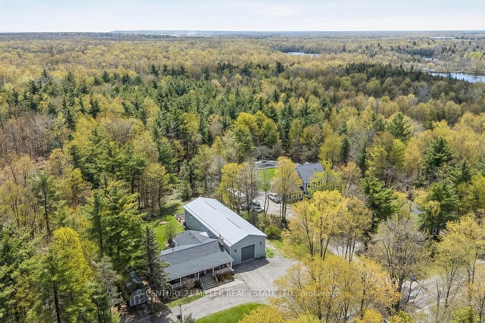 Detached at 6508 17 Side Road, Halton Hills, ON L7J 2M1, Halton Hills
