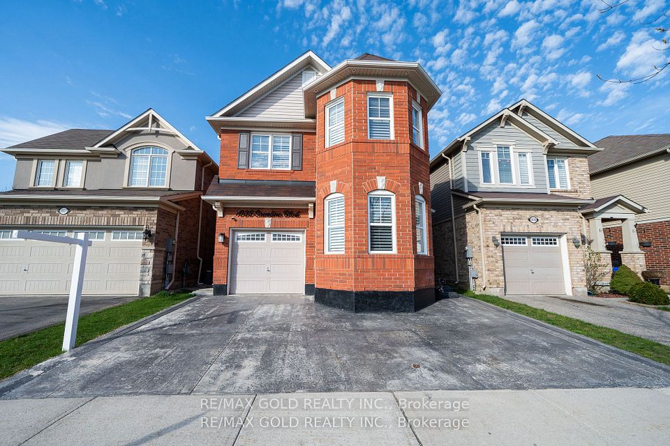 Detached at 1035 SAVOLINE Boulevard, Milton, ON L9T 8P2, Milton