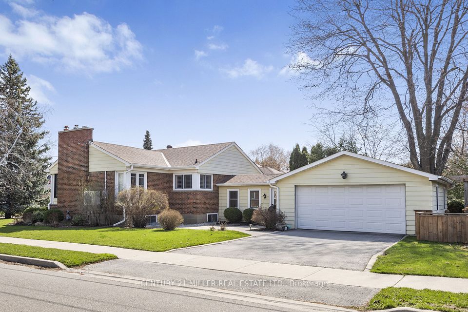 Detached at 248 Kingsleigh Court, Milton, ON L9T 1X7, Milton