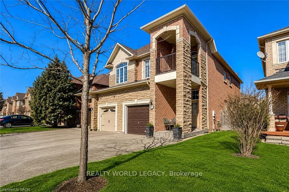 Semi-Detached at 2313 Newcastle Crescent, Oakville, ON L6M 4P5, Oakville