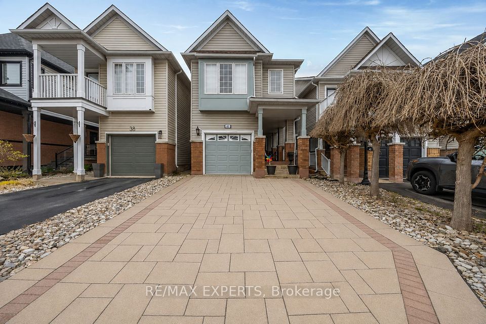 Detached at 40 Dills Crescent, Milton, ON L9T 5P2, Milton