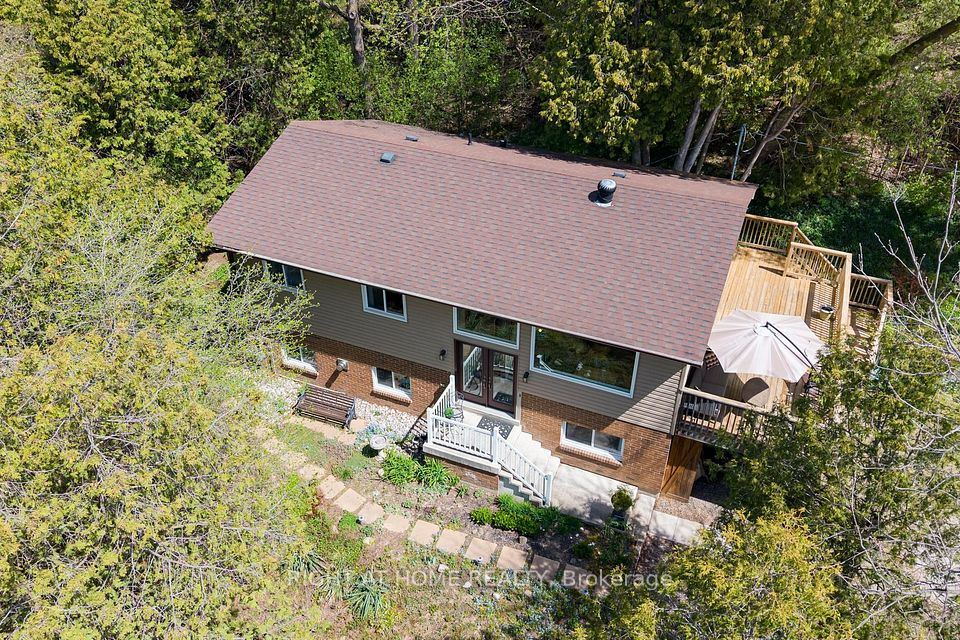 Detached at 68 Ewing Street, Halton Hills, ON L7G 5A1, Halton Hills