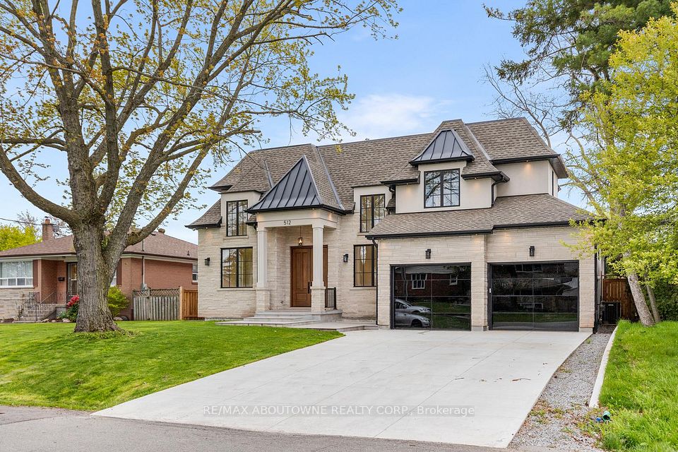 Detached at 512 Weynway Court, Oakville, ON L6L 4G7, Oakville