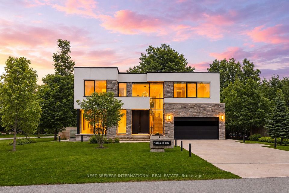 Detached at 2048 Ardleigh Road, Oakville, ON L6J 4W8, Oakville
