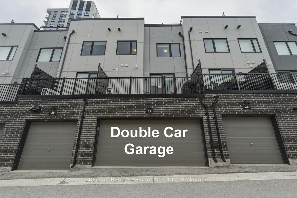 Att/Row/Townhouse at 348 Wheat Boom Drive 27, Oakville, ON L6H 3V6, Oakville
