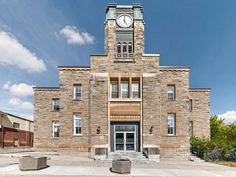 Multiplex at 70 Mill Street 10, Halton Hills, ON L7G 2C9, Halton Hills