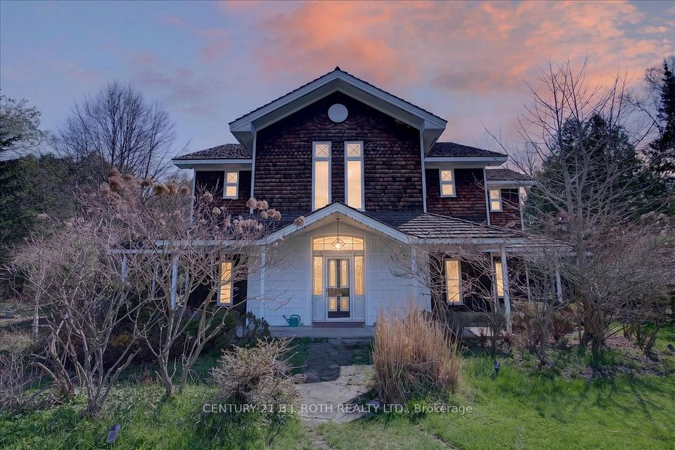 Detached at 19555 Shaws Creek Road, Caledon, ON L7K 1L5, Caledon