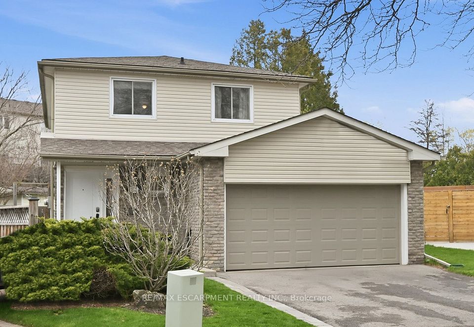 Detached at 712 Auburn Crescent, Burlington, ON L7L 5B2, Burlington