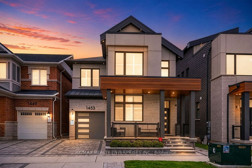 Detached at 1453 Varelas Passage, Oakville, ON L6H 3S3, Oakville