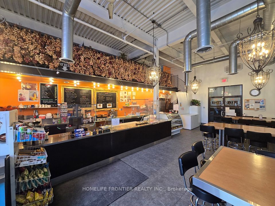 63 Wingold Avenue 115, Toronto W04, ON M6B 1P8