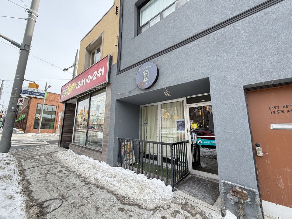 1351 St Clair Avenue W, Toronto W03, ON M6E 1C5