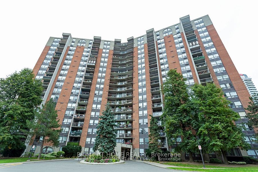 50 Mississauga Valley Boulevard 114, Mississauga, ON L5A 3S2 at 50 Mississauga Valley Boulevard 114, Mississauga, ON L5A 3S2, Mississauga, ON, L5A 3S2