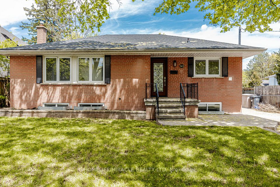 563 Taplow Crescent, Oakville, ON L6L 4V9 at 563 Taplow Crescent, Oakville, ON L6L 4V9, Oakville, ON, L6L 4V9