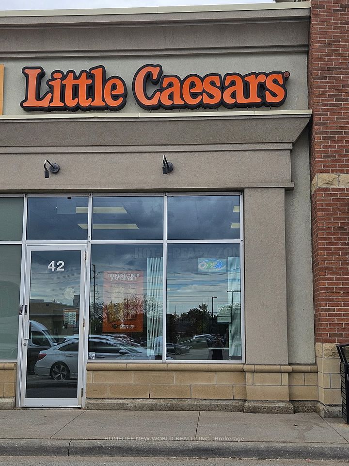 7070 Saint Barbara Boulevard 42, Mississauga, ON L5W 0E6