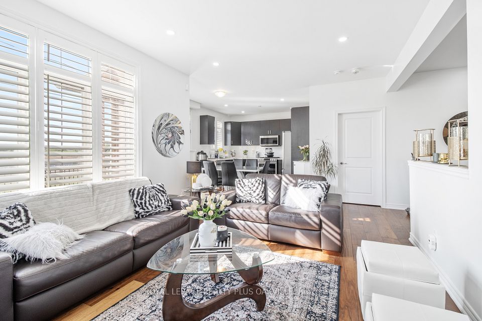 2386 Natasha Circle, Oakville, ON L6M 1P2 at 2386 Natasha Circle, Oakville, ON L6M 1P2, Oakville, ON, L6M 1P2