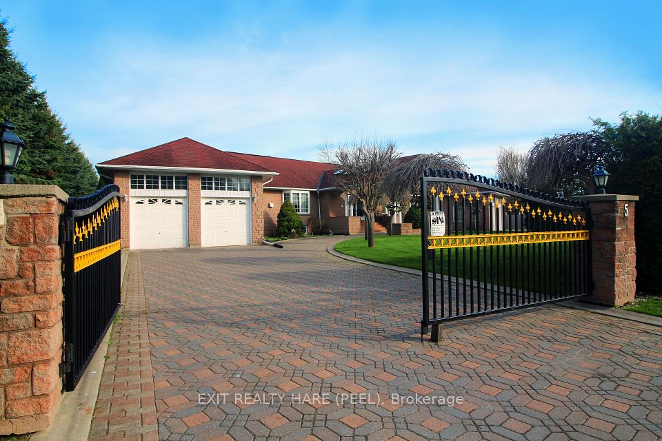 5 Glenbrook Boulevard, Brampton, ON L6P 0N6 at 5 Glenbrook Boulevard, Brampton, ON L6P 0N6, Brampton, ON, L6P 0N6