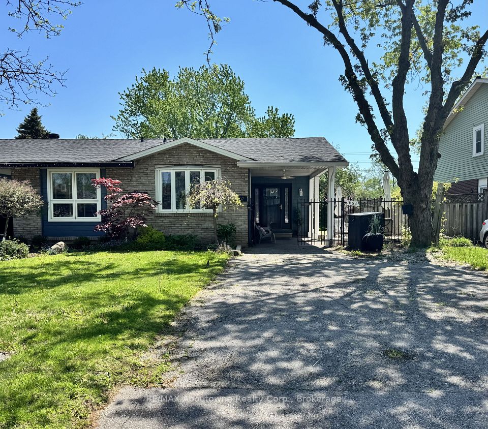 Semi-Detached  at 637 Lomond Crescent, Burlington, ON L7L 2N8, Burlington