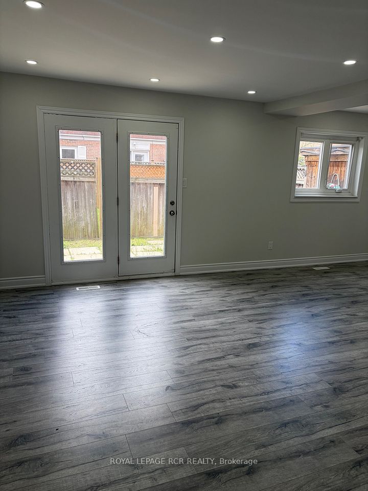 41 Town House Crescent, Brampton, ON L6W 3G3 at 41 Town House Crescent, Brampton, ON L6W 3G3, Brampton, ON, L6W 3G3