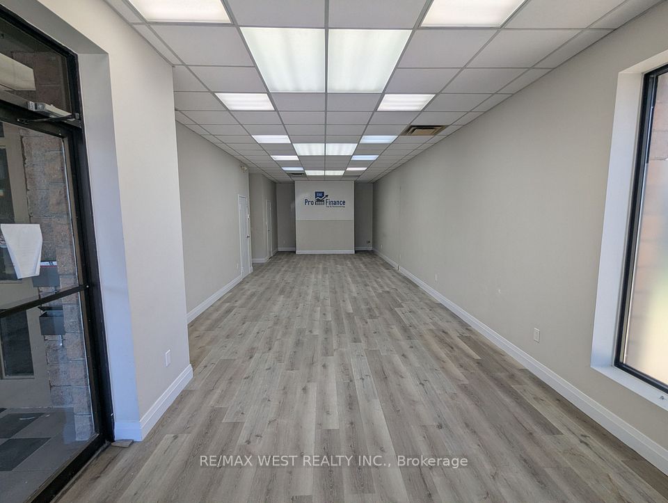 624 Lakeshore Road E 2, Mississauga, ON L5G 1J4