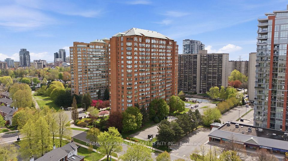 1270 Maple Crossing Boulevard 208, Burlington, ON L7S 2J3 at 1270 Maple Crossing Boulevard 208, Burlington, ON L7S 2J3, Burlington, ON, L7S 2J3