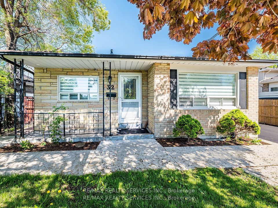 32 Madoc Drive, Brampton, ON L6V 1Z9 at 32 Madoc Drive, Brampton, ON L6V 1Z9, Brampton, ON, L6V 1Z9
