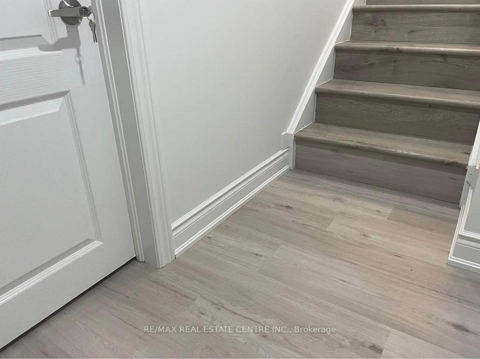 Detached at 7 Branigan Crescent BSMNT, Halton Hills, ON L7G 0N2, Halton Hills