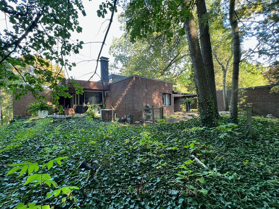 1379 Clarkson Road N, Mississauga, ON L5J 2W6 at 1379 Clarkson Road N, Mississauga, ON L5J 2W6, Mississauga, ON, L5J 2W6