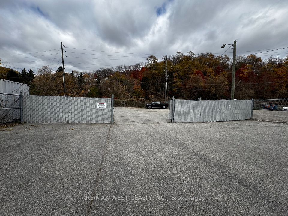 15 Mill Street N, Caledon, ON L7E 1C1