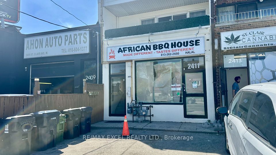 2411 St Clair Avenue W, Toronto W02, ON M6N 1K9