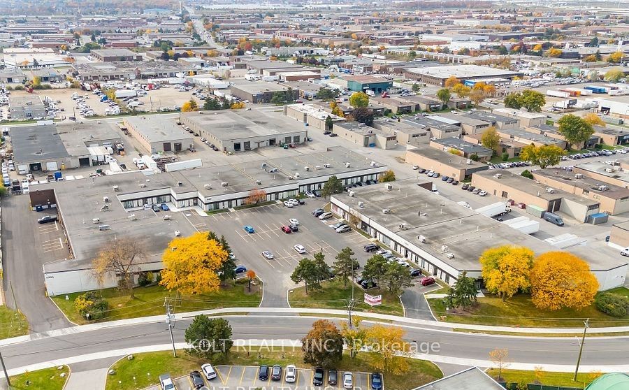5266 General Road Unit 1, Mississauga, ON L4W 1Z7